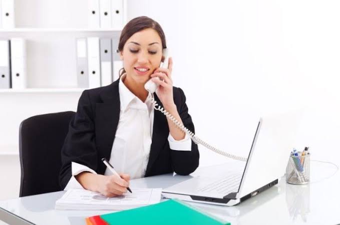 Admin Assistant Required for Reputed company