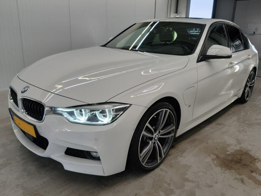 AED 76000 / BMW 330 M Sport 2016, 2016, automatic, 122305 KM, BMW 330 M Sport