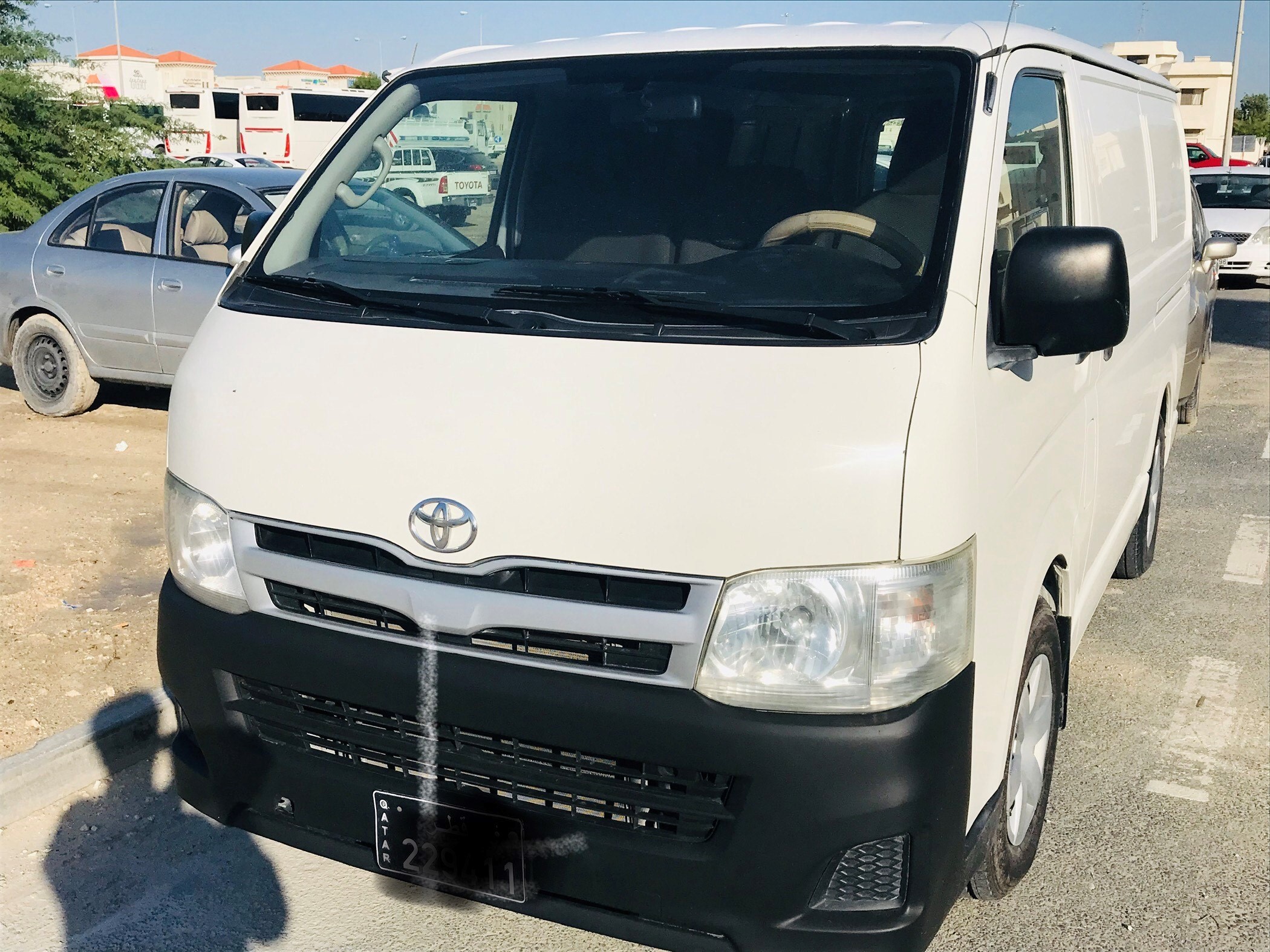 DELIVERY VAN FOR RENT WITH DRIVER  -Al Hilal Qatar