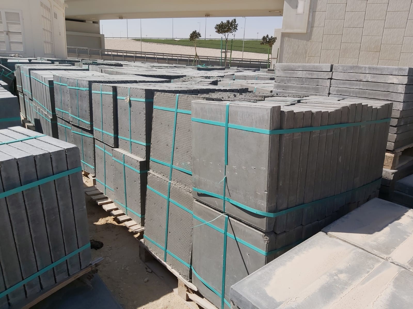 CONCRETE TILES FOR SALE SIZE500mm x 500mm -Qatar