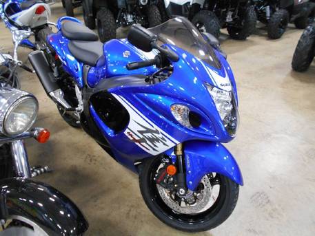 Suzuki Hayabusa 1300, 2017, automatic, 3000 KM, Suzuki Hayabusa for sell.what sap via +971557414952