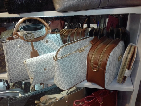 AED 100 / Handbags