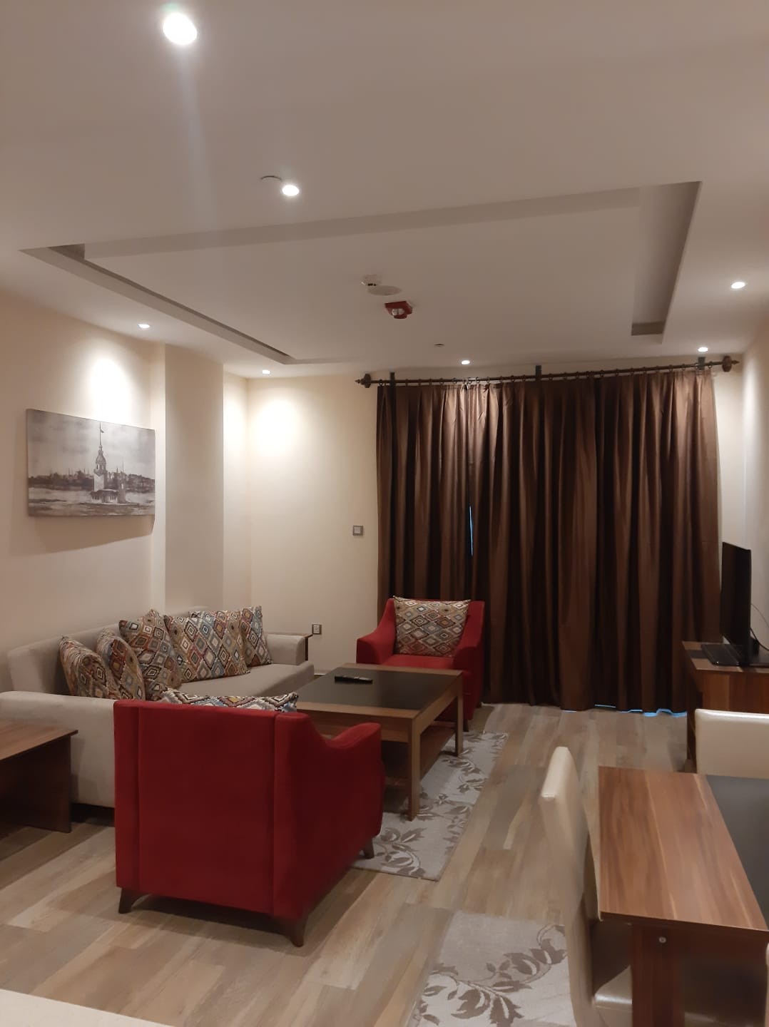 Fully furnished , Neat and clean flat for rent in 	Al Sadd Qatar