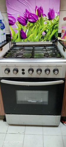 Prefect Condition Gas cooker for urgent sale