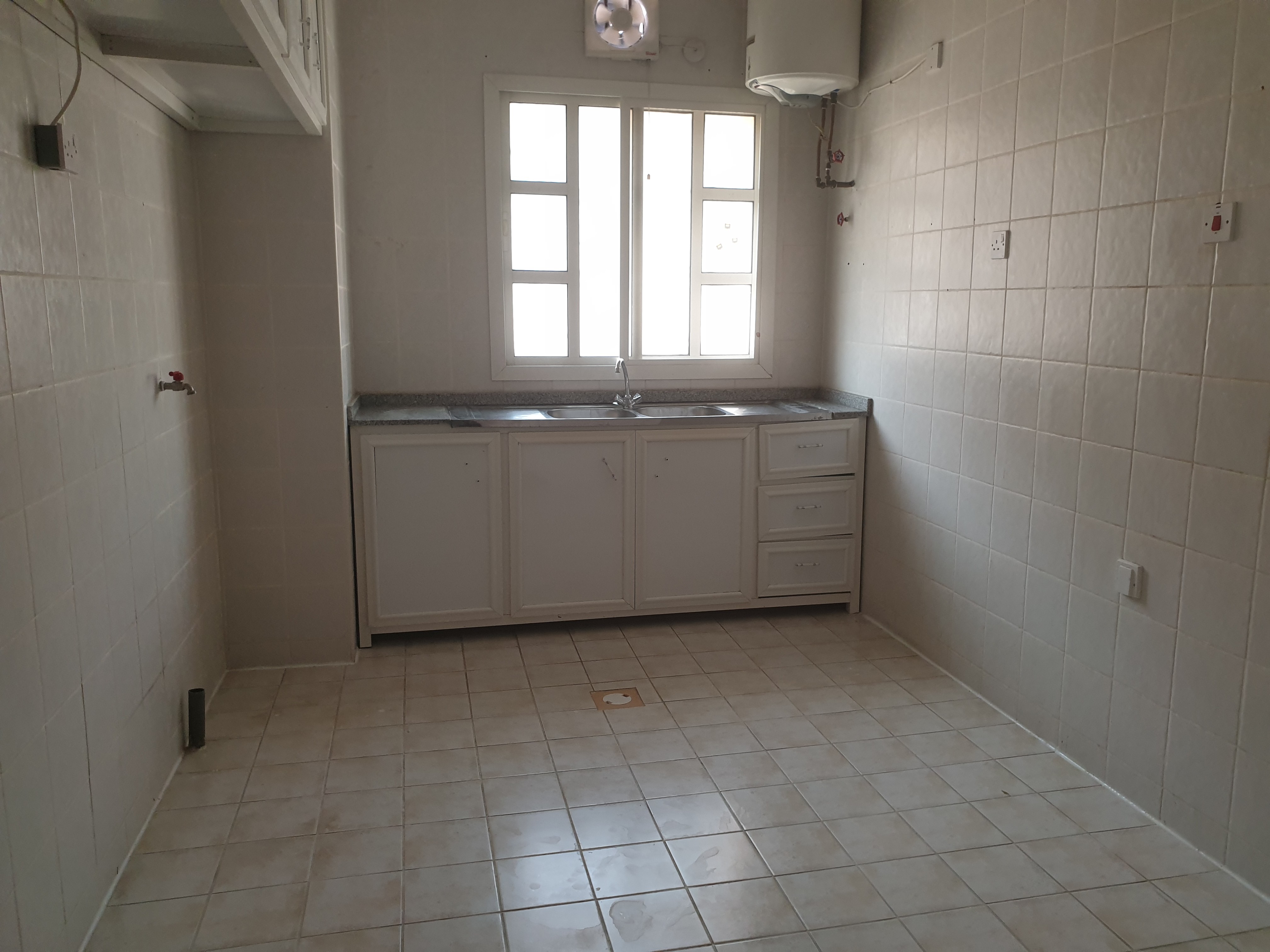 2 BHK FLAT FOR RENT MANSOURA