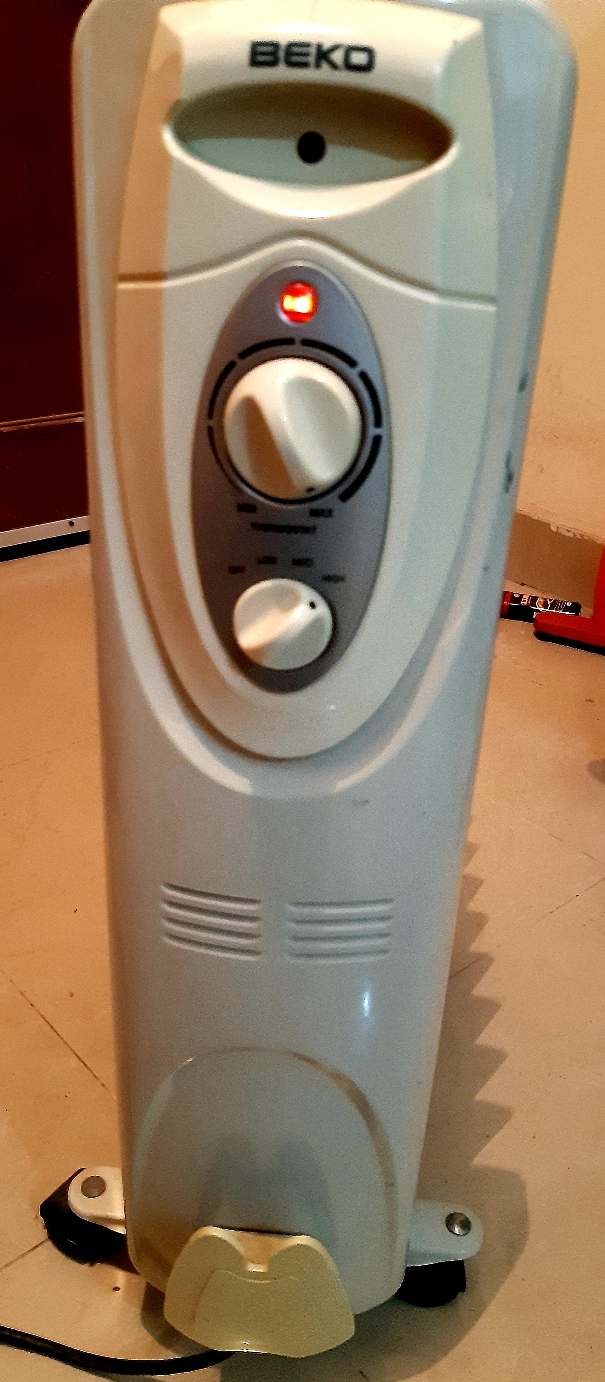 BEKO ROOM HEATER (2000 W) FOR SALE