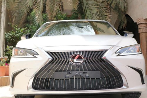 2019 Model Neatly used Premium LEXUS ES 350 GCC Specs for sale