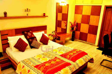 Luxuries Guest House in Hyderabad