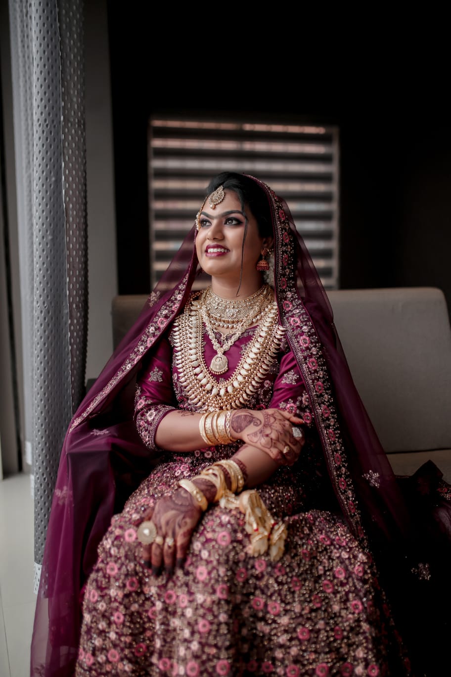 Aura Bridal Makeup Studio – (Kunnicodu  Pathanapuram  )A Professional Makeup Artist